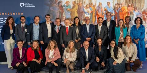 Foto grupo - empresa humanista