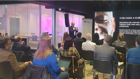 Encuentro con Expertos: Más allá de la experiencia cliente