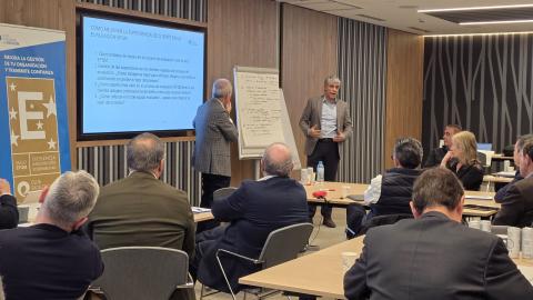 Taller de cocreación y alineamiento del Club de Evaluadores