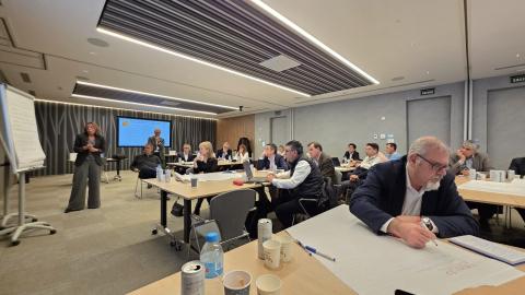 Taller de cocreación y alineamiento del Club de Evaluadores