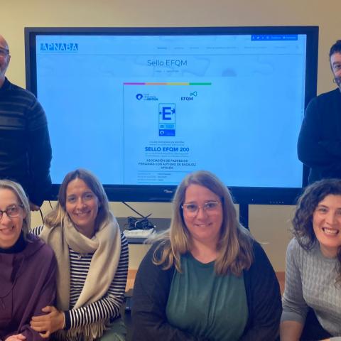 FOTO EQUIPO COORDINADORES Y GERENCIA 2024 (003)- APNABA